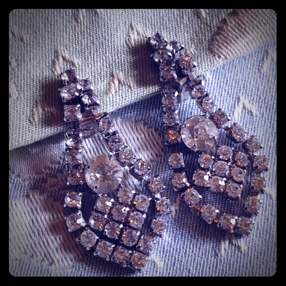 Vintage Jewelry - 5/$25 Vintage rhinestone crystal clip-on earrings